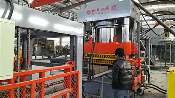 液壓磚機(jī)處理固廢、泥巴磚